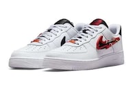 Logo-Shaped Carabiner Sneakers Image 5