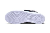 Logo-Shaped Carabiner Sneakers Image 8