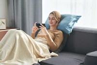 Relaxing Speaker-Equipped Pillows Image 5
