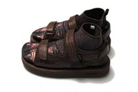Kitsch-Centric Fashion Image 8