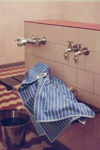 Finnish Sauna-Inspired Bathrobes Image 5