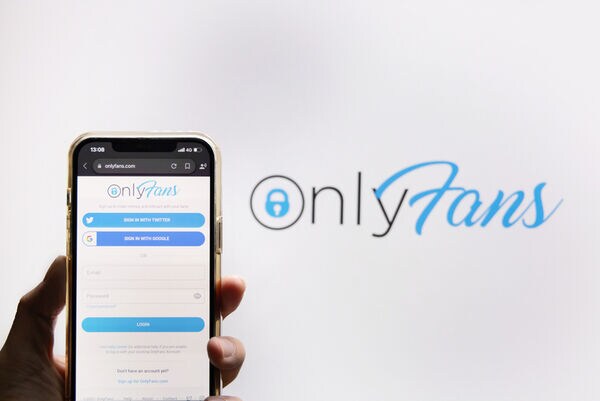 NFT-Backed Social Media Profiles