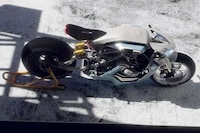 Dapper Dual-Tone Superbike Concepts Image 8
