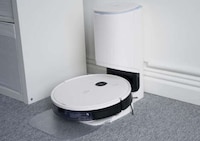 Autonomous HEPA Filtration Vacuums Image 1