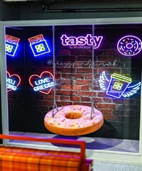 Hybrid Retail Cafes Image 4