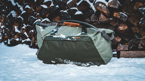 Versatile 30L Travel Back Packs
