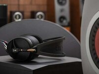 Isodynamic Hybrid Headphones Image 3