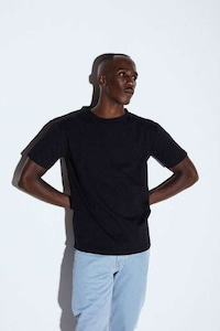 Sustainable Heavyweight Tees Image 2