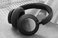 Noise-Cancelling Gaming Headphones Image 1