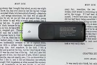 Highlighter-Inspired Reading Devices Image 3