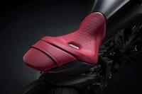 Italian Luxury-Leather Motorbike Seats Image 4