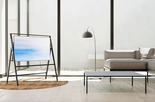 Artistic Easel Home Displays