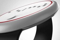 Advanced Braille-Displaying Timepieces Image 6