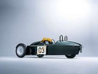 Vintage-Inspired Three-Wheelers Image 3