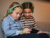 Youth-Targeted Headphone Designs Image 2