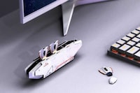 Spaceship-Inspired USB Hubs Image 1
