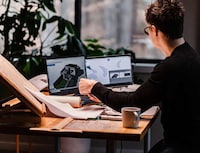 Magnetic Mobile Laptop Displays