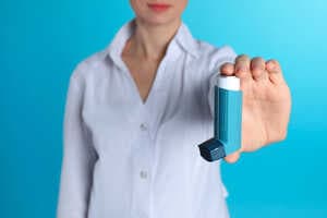 Low-Emission Clinical Inhalers Article Thubnail