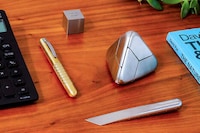 Elegant Desktop Brainteaser Toys Image 2