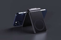 Magnetic Dock-Style Smartphone Batteries Image 4