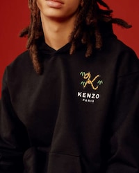 Tiger-Themed Streetwear Image 8