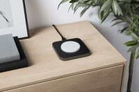 Elegantly Constructed Smartphone Chargers Image 2