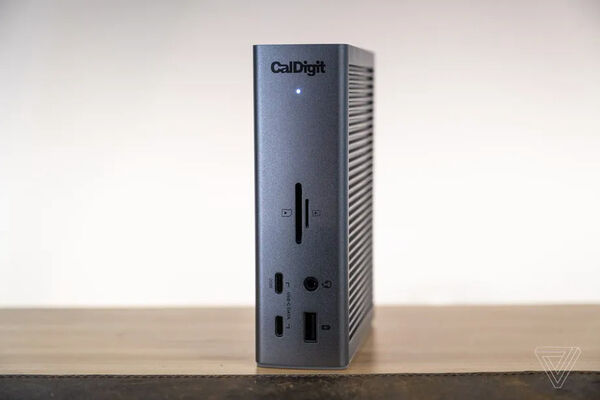 Premium Multifunctional Laptop Docks