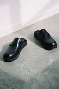 Gunmetal-Adorned Clogs Image 2