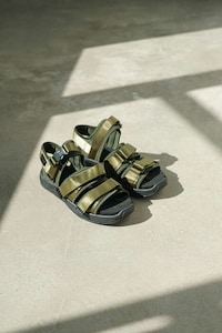 Gunmetal-Adorned Clogs Image 5