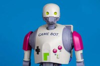 Robotic Handheld Gaming Systems Image 1