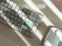 Chic Sound-Dampening Mechanical Keyboards Image 2