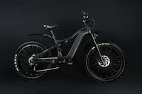All-Season Urbanite Electric Bikes Image 3