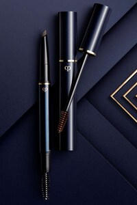Natural-Looking Eyebrow Gels Image 1