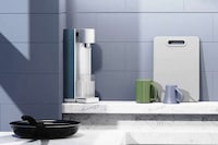 Corner-Accommodating Water Purifiers Image 1