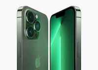 Forest-Inspired Smartphone Finishes Image 3