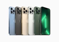 Forest-Inspired Smartphone Finishes Image 5