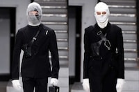 Chic Smartphone Body Carriers Image 5