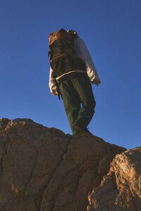Utility-Focused Hiking Apparel Image 6