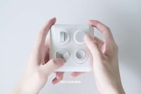 Modular Haptic Feedback Controllers Image 3