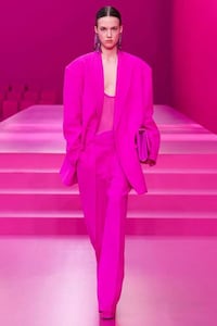 Electric Fuchsia Fashion Image 5