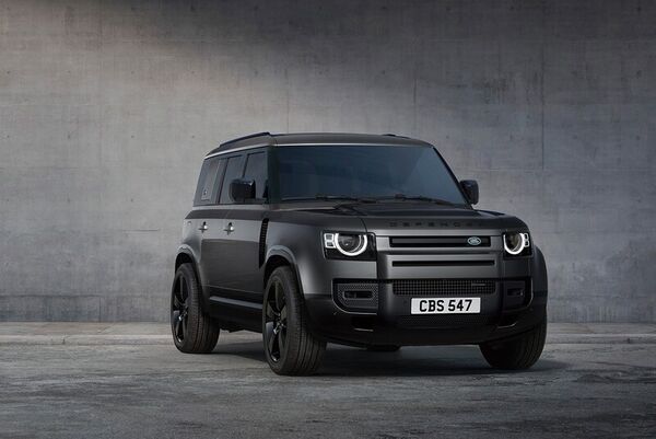 Night-Themed SUV Upgrades