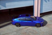 Sporty Four-Cylinder Hatchbacks Image 7