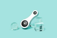 Handheld Video Conference Controllers Image 4