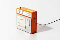 Clapperboard-Inspired Desk Clocks Image 7
