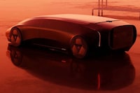 Bullet Train-Inspired Vehicles Image 5