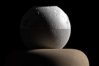 Levitating Lunar Smart Speakers Image 5