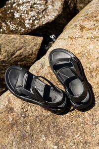 Eco-Friendly Sandal Collections Image 8