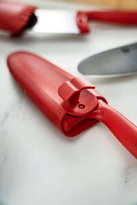 Child-Focused Chef Knives Image 5