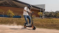 Dual-Posture Electric Scooters Image 2