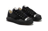 Hand-Sculpted Sneaker Soles Image 5
